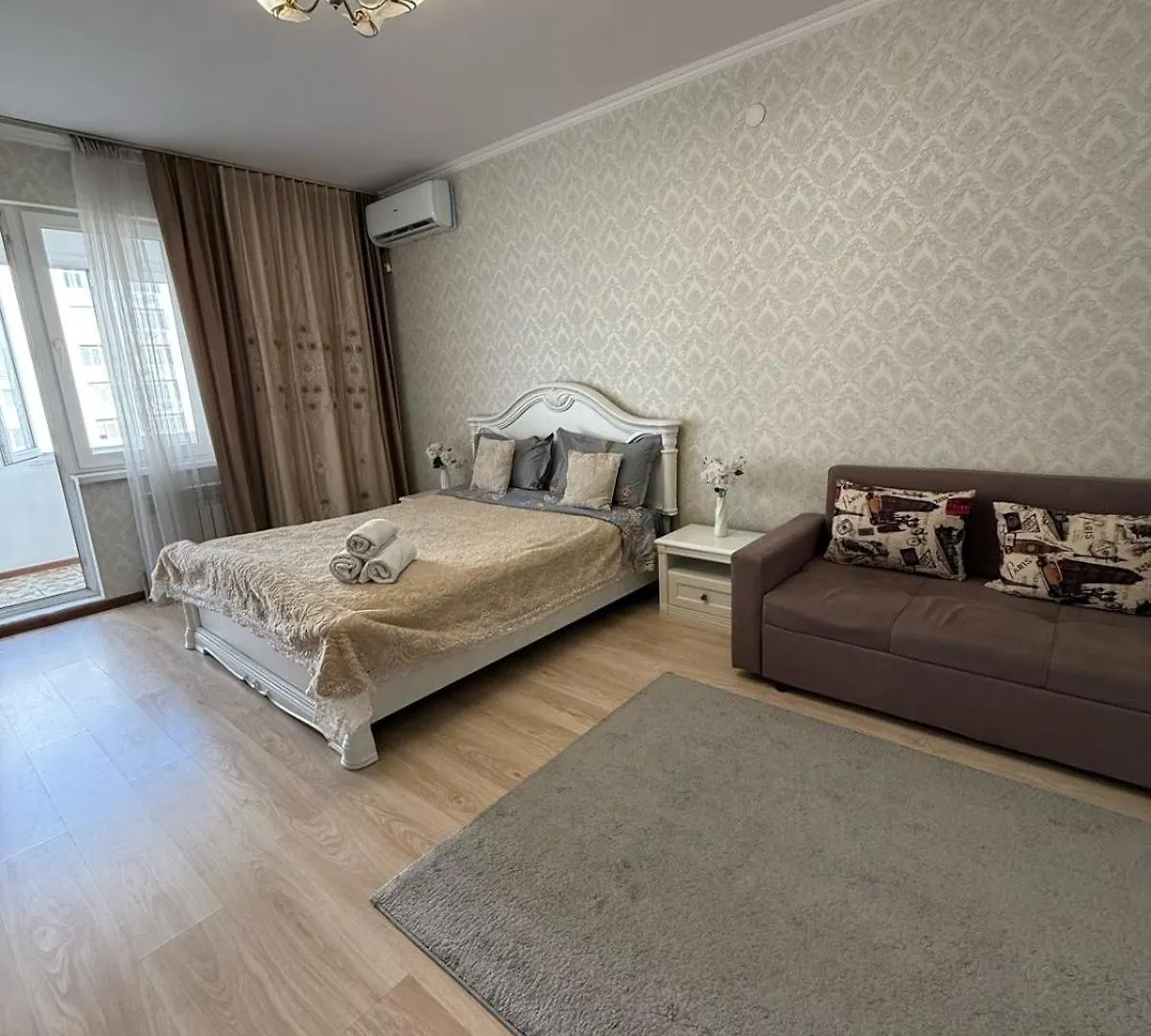 Apartment Комфортная Однокомнатная Квартира В Городе Almaty