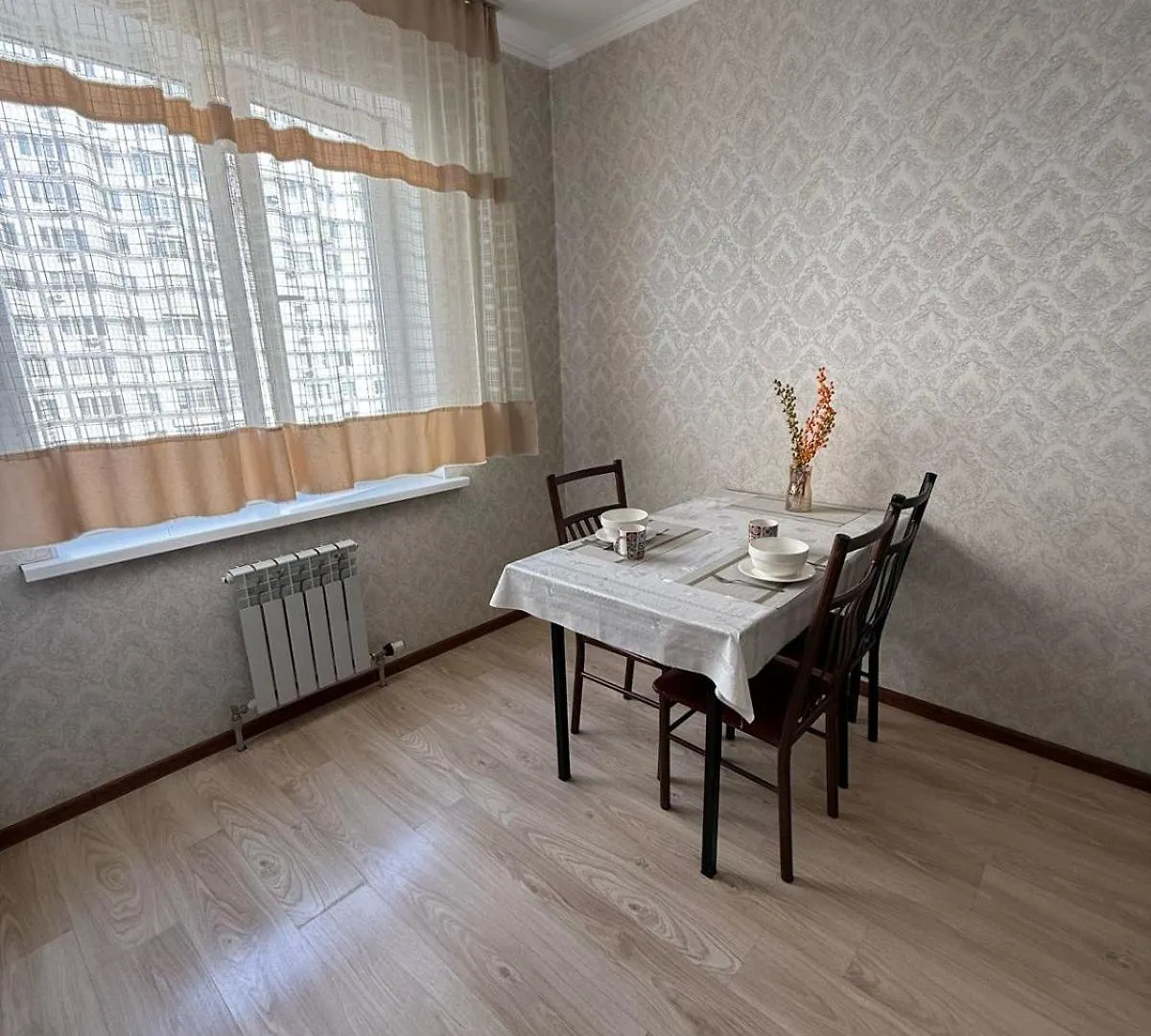 Комфортная Однокомнатная Квартира В Городе Almaty Apartment